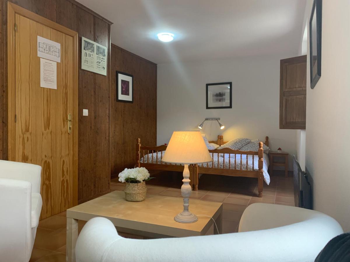 Casa Rural Laguarta - Restaurante Guest House Bagian luar foto
